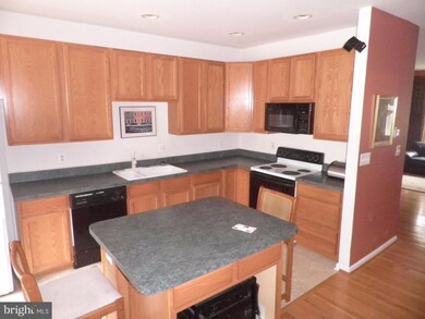 21059 Sojourn Ct, Germantown, MD 20876 - photo 7