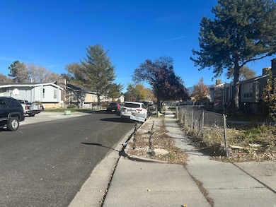 3503 W Cambridge Dr, West Valley City, UT 84119 - photo 2