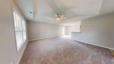 7010 SW Wheatfield Ln, Topeka, KS 66619 - photo 4
