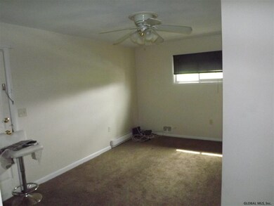 54 Hackett Blvd unit 2nd floor rear, Albany, NY 12209 - photo 5