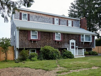 18 Metacomet Ave, Swansea, MA 02777 - photo 2