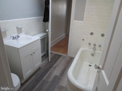 2241 2245 Garrett Rd unit 2, Drexel Hill, PA 19026 - photo 6