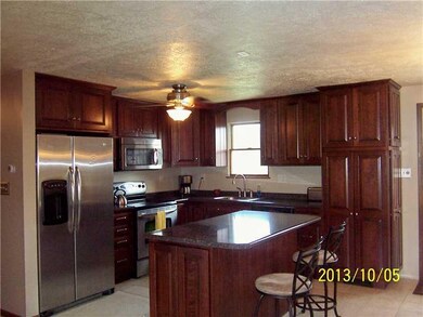 Kitchen. UPDATED CABINETS