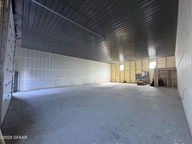 4300 16th Ave N, Grand Forks, ND 58203 - photo 4