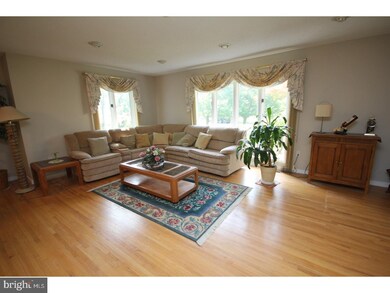 27 Hereford Dr, Princeton Junction, NJ 08550 - photo 3