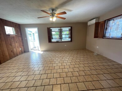 4B38F761-6197-4F89-B850-3FF0B3BE0524