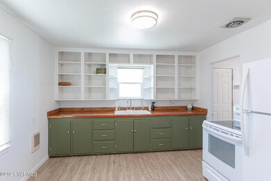 Welch-Bungalow-07