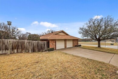 701 E Park Ave, Weatherford, TX 76086 - photo 7