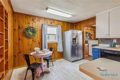 319 Rector Ave, Findlay, OH 45840 - photo 6