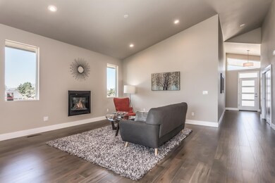 Zenith Ave SW 4626 Int Print (9 of 36)