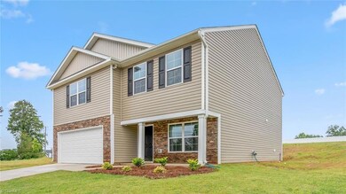 140 Red Arrow Ct, Mayodan, NC 27027 - photo 3