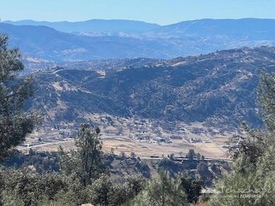 26541 Winchester Ct, Tehachapi, CA 93561 - photo 2