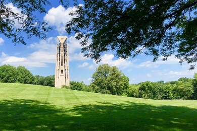 711 S Sleight St, Naperville, IL 60540 - photo 3