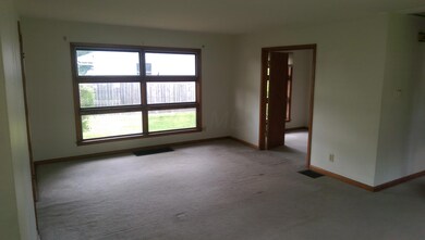 106 Pinewood Dr, Columbus, OH 43213 - photo 3