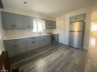 26 E 2nd St, Clifton, NJ 07011 - photo 3