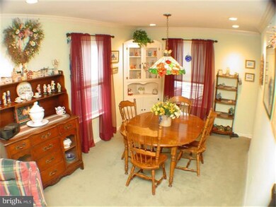 103 Chesapeake Dr, Newtown, PA 18940 - photo 3