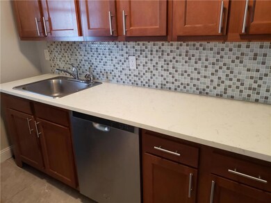 302 N Ninth St unit 7, Allentown, PA 18102 - photo 2