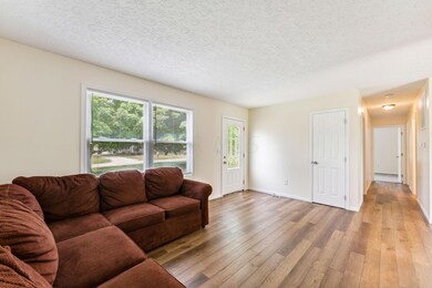 13-web-or-mls-208-sycamore-rd
