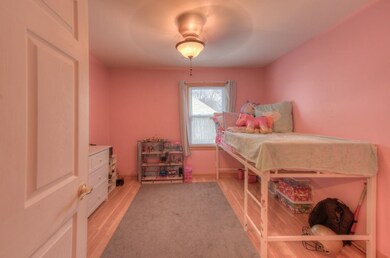 135 N Wright St, Griffith, IN 46319 - photo 7