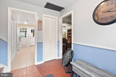 22994 Town Creek Dr, Lexington Park, MD 20653 - photo 3