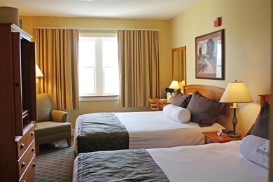 250/252 Qtr I Jackson Gore Inn, Ludlow, VT 05149 - photo 2