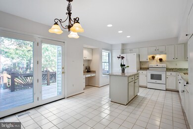 5204 Winding Star Cir, Columbia, MD 21044 - photo 3