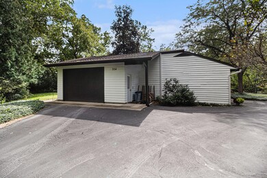 334 Sumac Ln, Ann Arbor, MI 48105 - photo 3