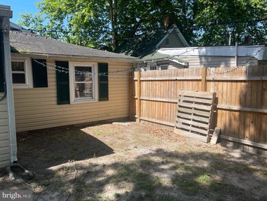 405 W 7th St, Laurel, DE 19956 - photo 3