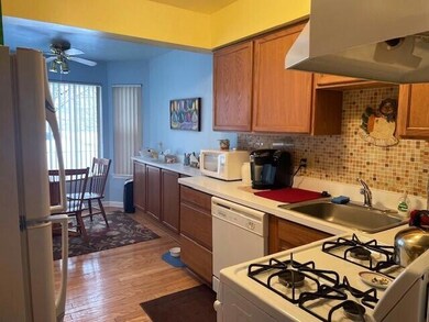 Kitchen-Eating Area