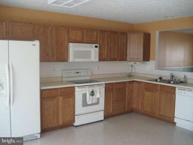 115 Oliver Heights Rd, Owings Mills, MD 21117 - photo 6