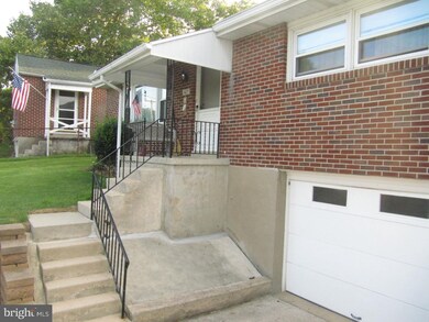 1427 Hancock Blvd, Reading, PA 19607 - photo 2