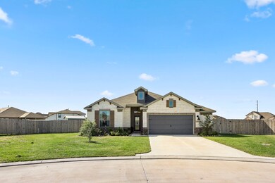 1039 Brahma Cir, East Bernard, TX 77435 - photo 2