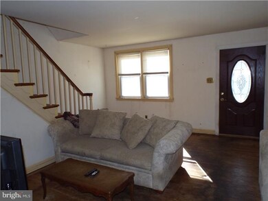 221 Blythe Ave, Drexel Hill, PA 19026 - photo 2
