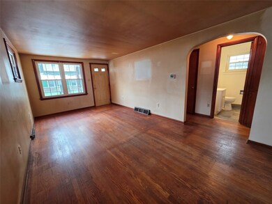 1710 Center St, Erie, PA 16510 - photo 4