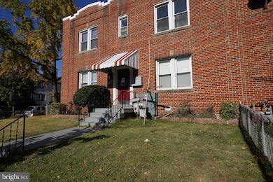 1500 Oates St NE unit 4, Washington, DC 20002 - photo 3