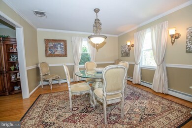 289 Meadowbrook Ln, Broomall, PA 19008 - photo 7