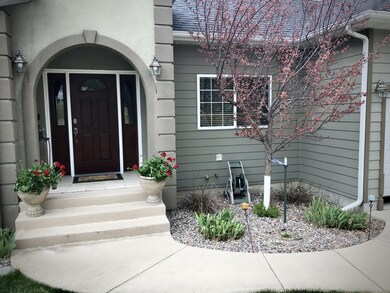 Front Entry Seating Area