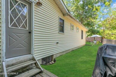 910 Windsor St, Forked River, NJ 08731 - photo 7