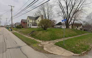 495 Stitt St, Wabash, IN 46992 - photo 3