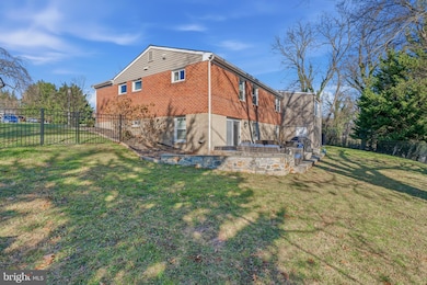 1229 Wine Spring Ln, Towson, MD 21204 - photo 4