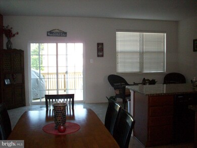 3360 Landmark Ct, Chambersburg, PA 17201 - photo 2