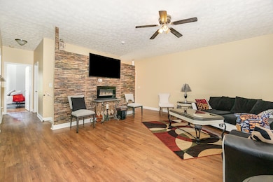 002_109_rich_lane_03-edit_172