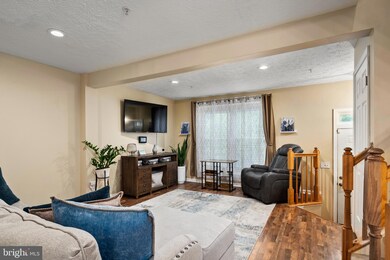 761 Pine Drift Dr, Odenton, MD 21113 - photo 5