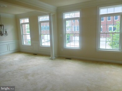 15102 N Berwick Ln, Upper Marlboro, MD 20774 - photo 5