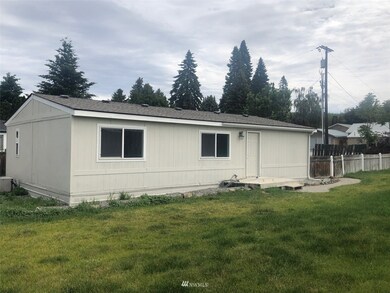 10 N Lyle Ave, East Wenatchee, WA 98802 - photo 4