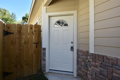 6522 Shotwell St, Houston, TX 77028 - photo 3