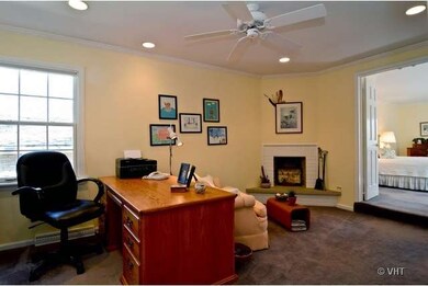 109 W Farnham Ln, Wheaton, IL 60189 - photo 6