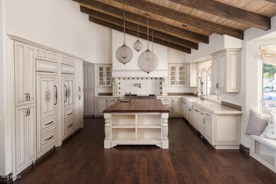 Kitchen 1