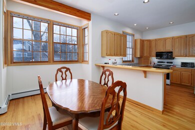 exception_11a_dining_kitchen