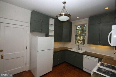 802 E Piedmont St, Culpeper, VA 22701 - photo 6